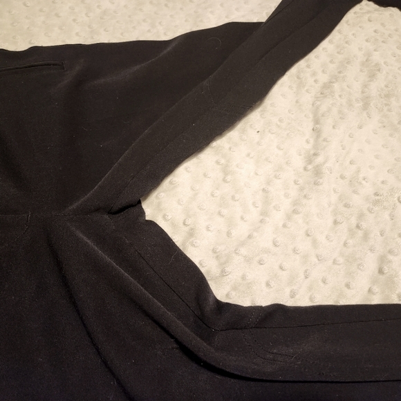 Maternity pants - Picture 3 of 7